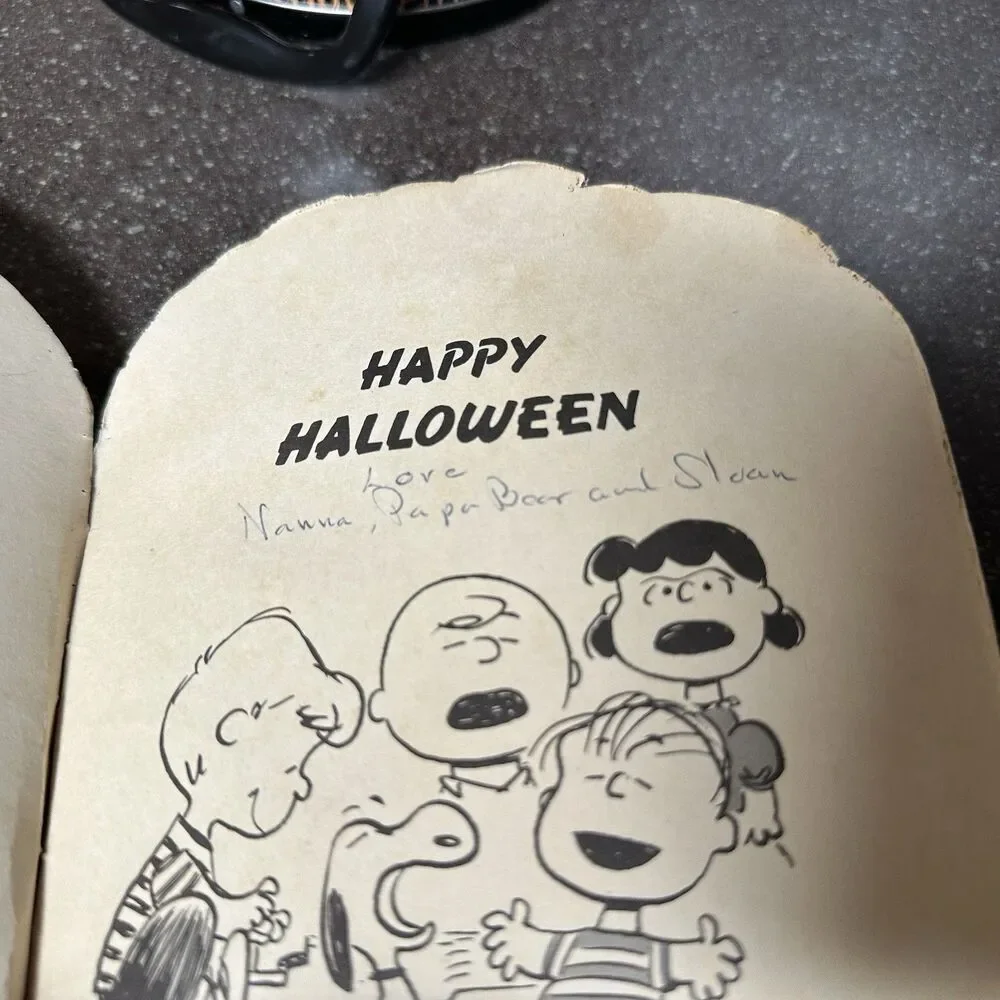 Peanuts Halloween Lot – 2011 Trick or Treat Tin + Vintage Pumpkin Carols Book